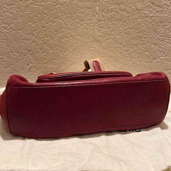 Moschino Top Handle Travel Tote Bag Deep Pinkish Red Leather Gold Hardware - Picture 10 of 13